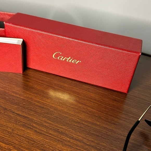 Cartier Eyewear Cat-Eye Frame Glasses Frames - Picture 11 of 13